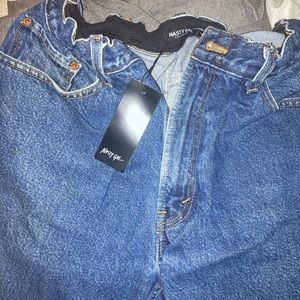 Levi's 90s style baggy jeans